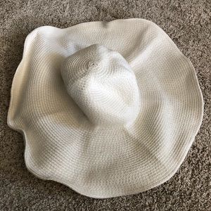 Floppy wide brim hat
